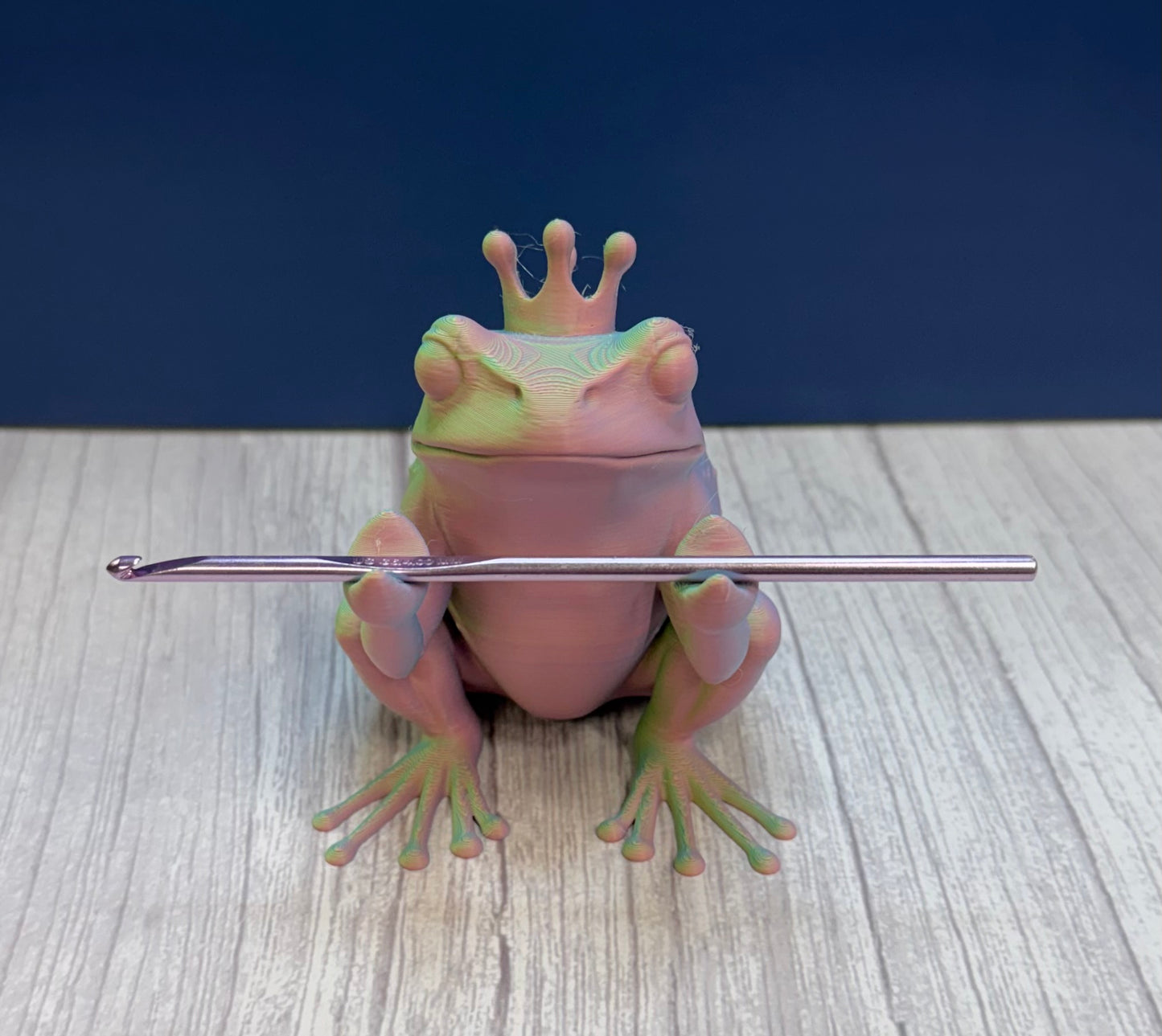 Frog Prince Pen/Hook holder Single Color